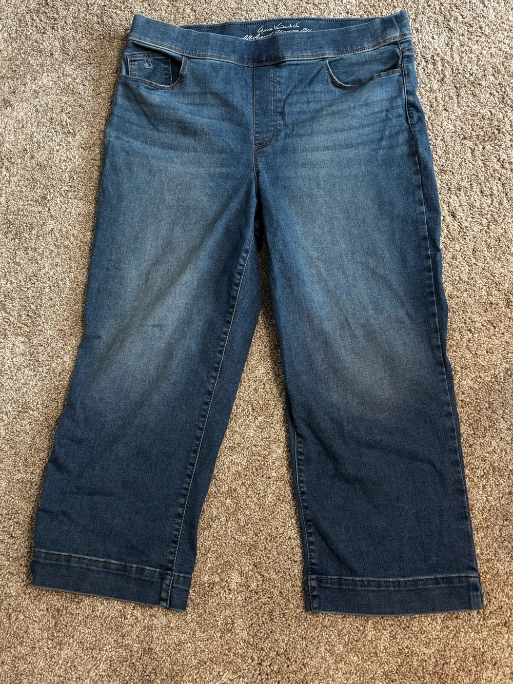 Gloria Vanderbilt Dark Blue Cropped Straight-Leg Jeans